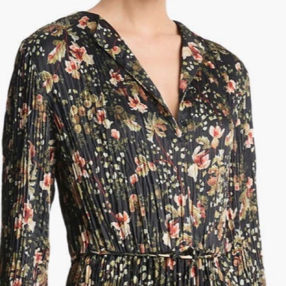 Vince Orchid Vine Long Sleeve
Micropleat Midi Dress Multicolor Floral - Picture 3 of 10